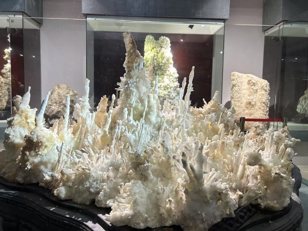 喀斯特地質(zhì)奇觀(guān)簡(jiǎn)介